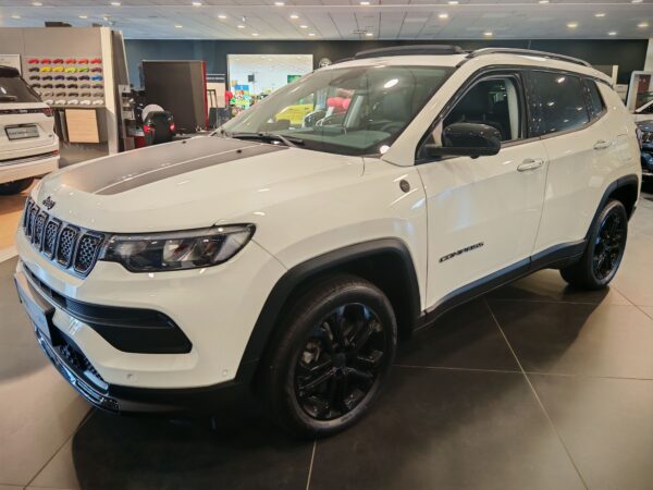 Jeep Compass 4xe hybride rechargeable NORTH STAR 1.3L Turbo T4 240ch BVA6