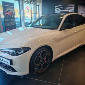 Alfa Romeo Giulia 2.2L Diesel 210ch AT8 Q4 VELOCE