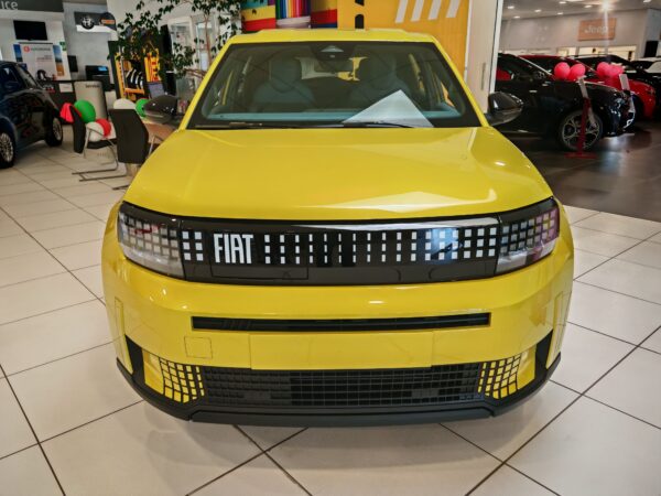 Fiat Grande Panda 44kWh 113ch RED – Image 2