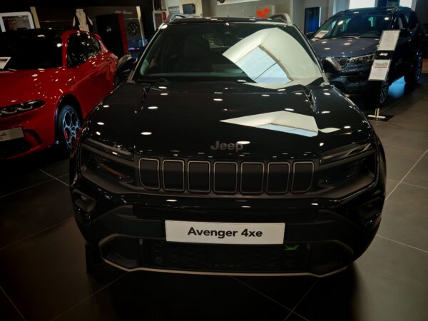 Jeep Avenger 4xe OVERLAND 1.2 Turbo T3 145ch BVR6 – Image 3