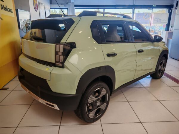 Fiat Grande Panda 44kWh 113ch LA PRIMA – Image 4