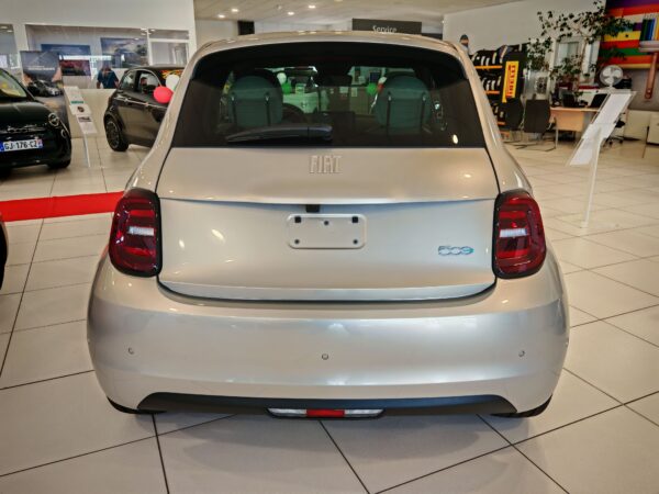 Fiat 500e Berline 42kWh GIORGIO ARMANI – Image 5