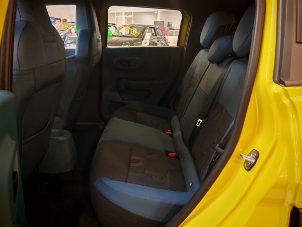 Fiat Grande Panda 44kWh 113ch RED – Image 9