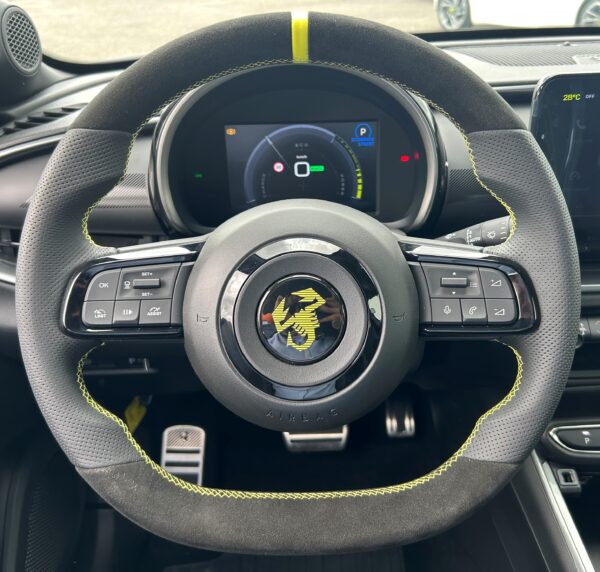 ABARTH 600 e 280ch 54kWh Scorpionissima – Image 9