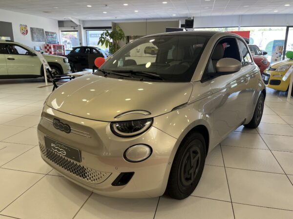 Fiat 500e Berline 42kWh GIORGIO ARMANI